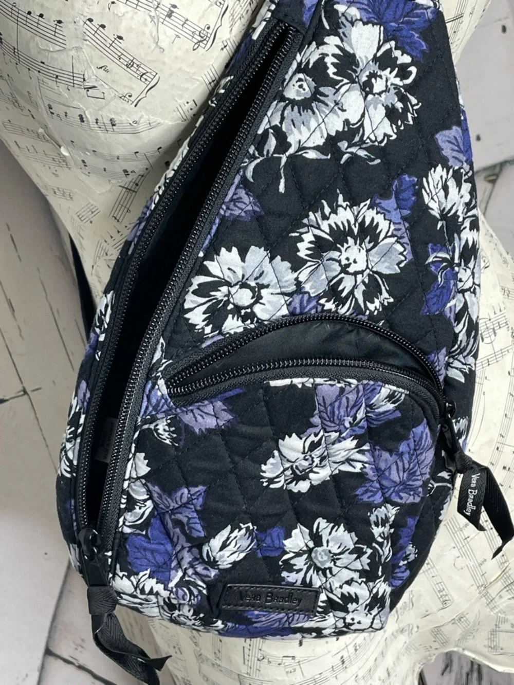 Vera Bradley Essential Compact Sling in Frosted Floral